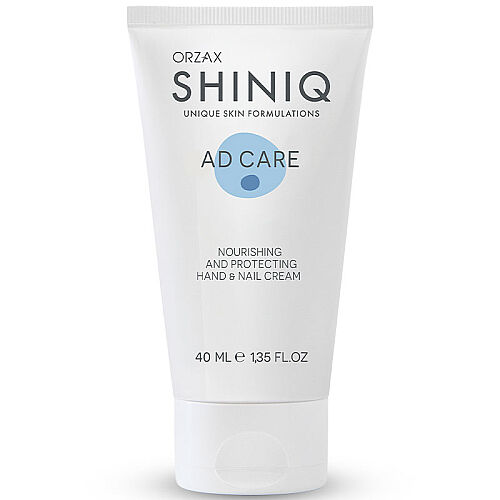 Shiniq AD Care Kuru Ciltler İçin Besleyici ve Koruyucu El ve Tırnak Kremi 40 ml