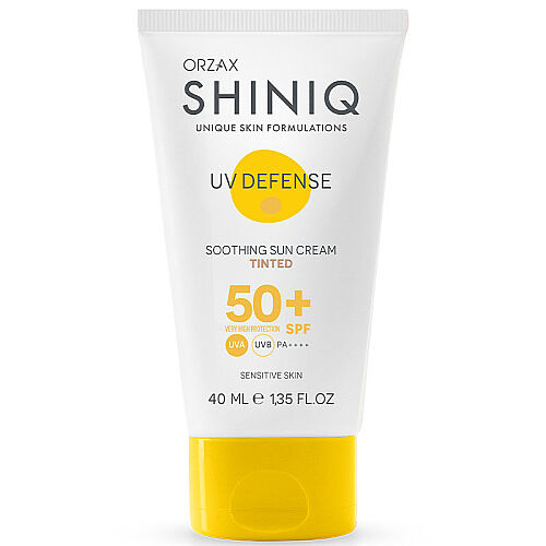 Shiniq UV Defense Hassas Ciltler için Renkli Güneş Koruyucu SPF50+ 40 ml