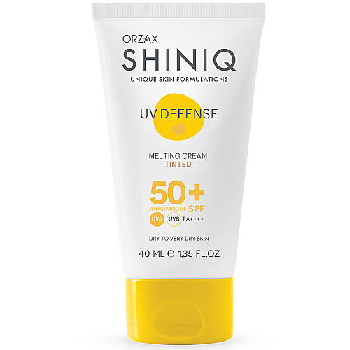 Shiniq UV Defense Kuru Ciltler için Renkli Güneş Koruyucu SPF 50+ 40 ml